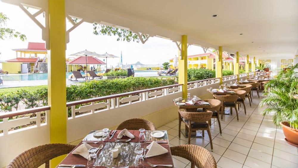 Starfish St Lucia Hotel Rodney Bay Exterior photo